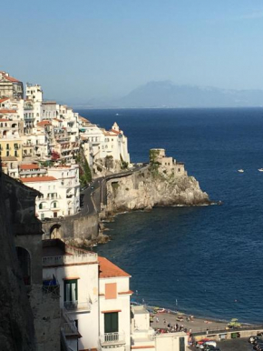 Apartments Amalfi Design Sea View accessible by 250 steps Amalfi